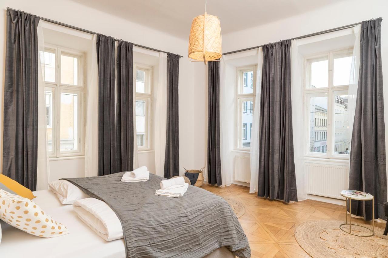 Luxury Suites Mariahilf Wien Exteriör bild